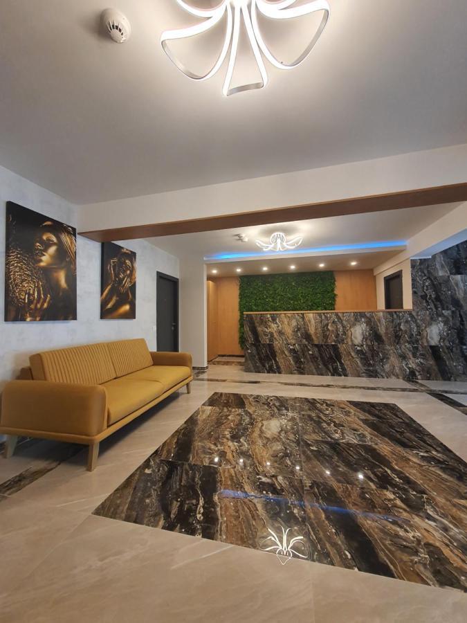 Aparthotel Nevada - Apartamente Köstence Dış mekan fotoğraf