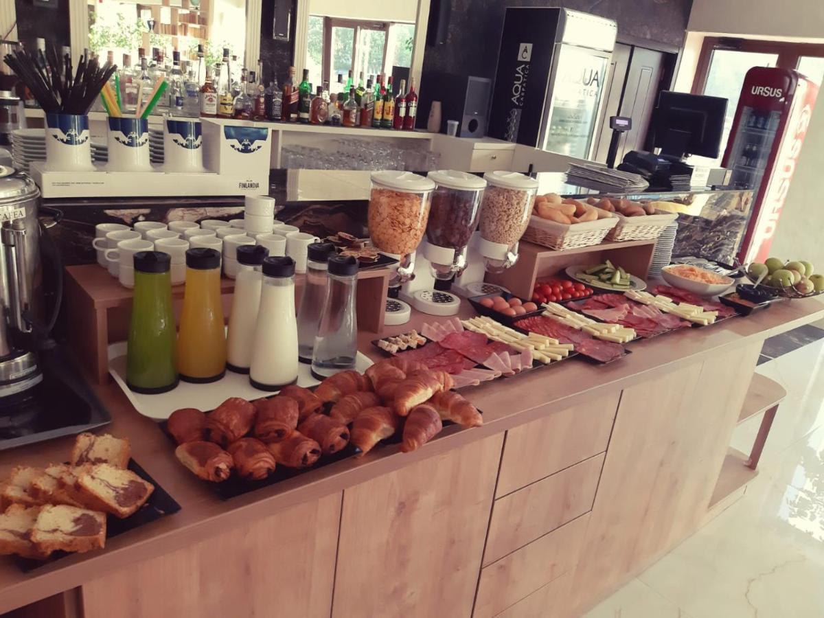 Aparthotel Nevada - Apartamente Köstence Dış mekan fotoğraf